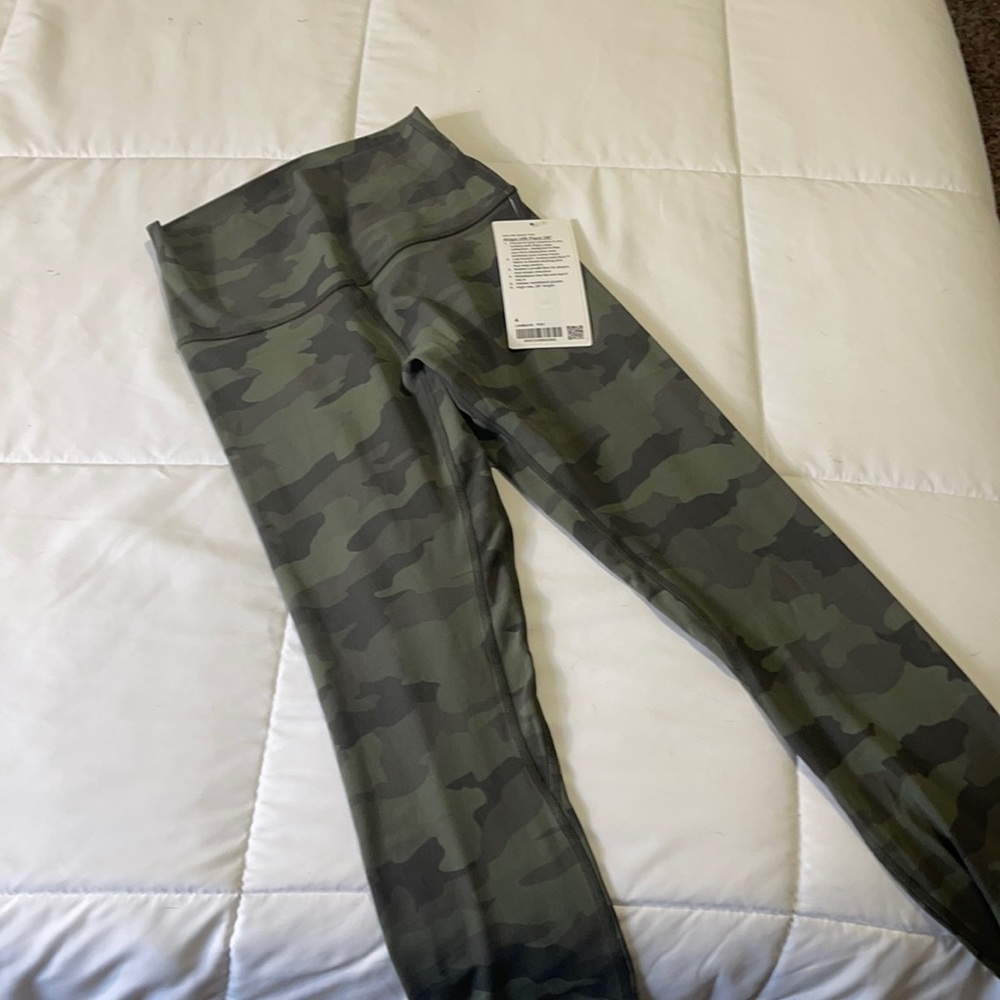 Lululemon Align Camo 28” HR Pant *New